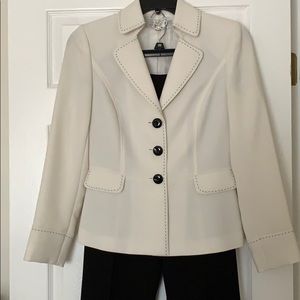 SALE! Tahari Arthur Levine Suit